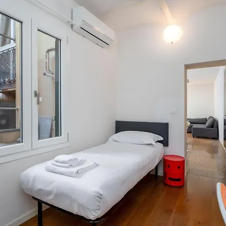 Apartment 5min Dalle Due Torri, Di Design 2 *
