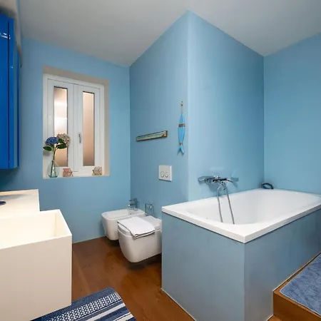 5min Dalle Due Torri, Di Design 2